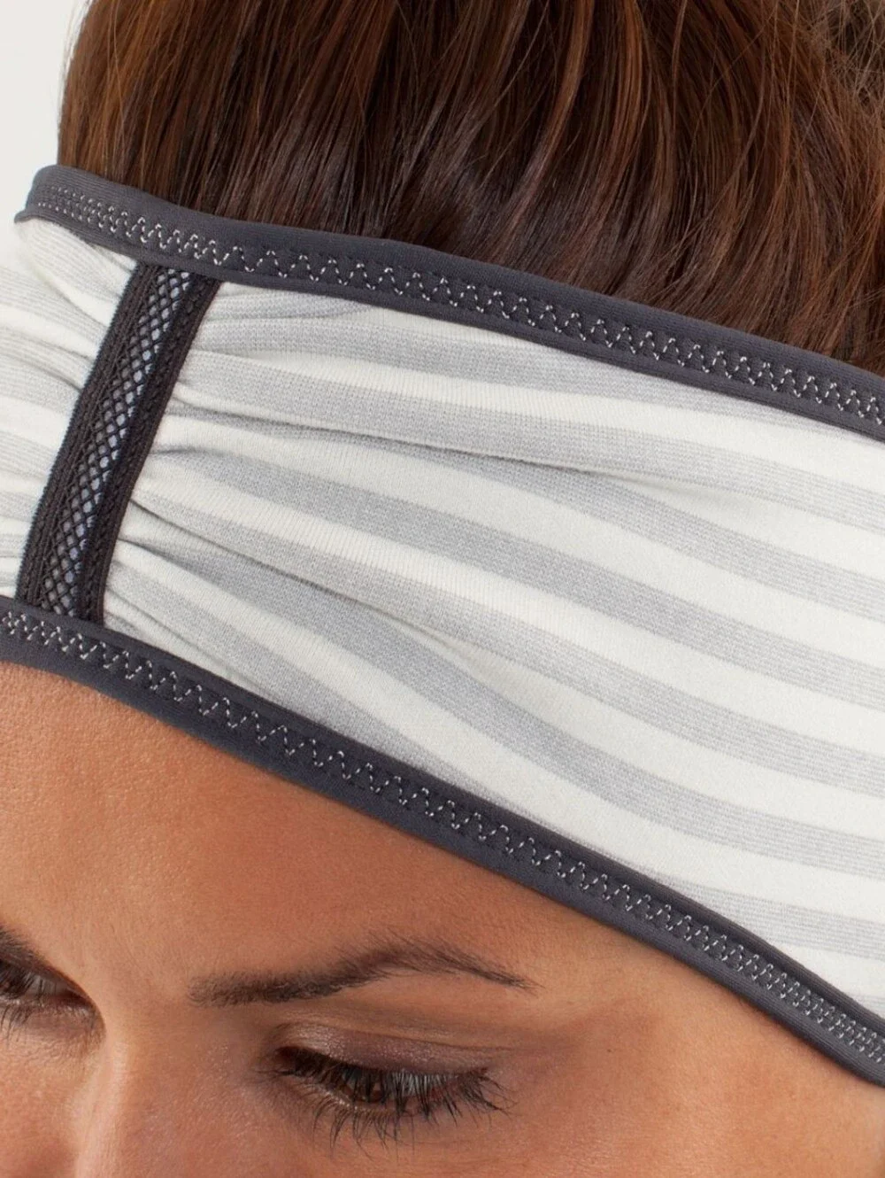 Lululemon Brisk Run Headband Macro Micro Stripe Polar Cream H. Silver Slate